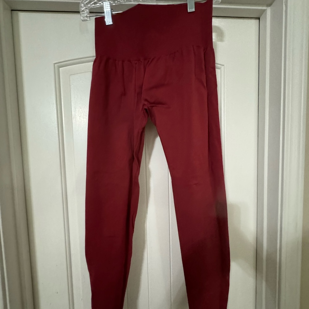 NVGTN red leggings